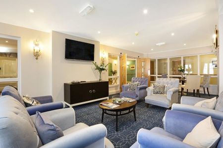 1 bedroom retirement property to rent - Photo 2