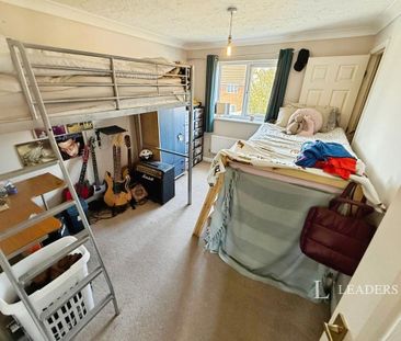 2 bedroom semi-detached house to rent - Photo 3