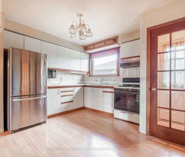 49 DORCHESTER DRIVE - Photo 1