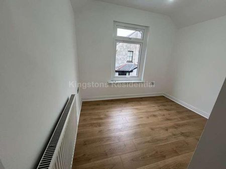 Modern Bedroom Property In Angus Street, CF24 - Photo 5