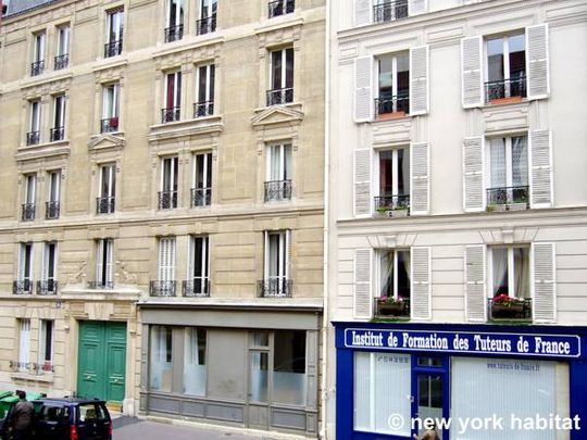 Logement à Paris, Location meublée - Photo 1