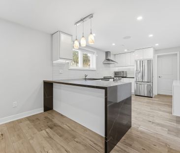 For Lease - 10 Boxwood Road, Toronto, Ontario - Photo 6