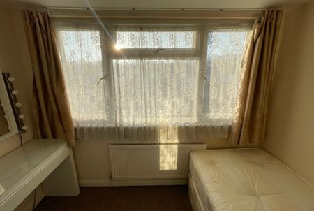 A luxury house Available sis warren road NW2 7NH London UK - Photo 4