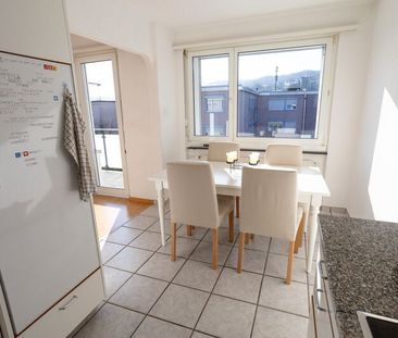 APPARTEMENT 31/2 PIÈCES À DIETIKON (ZH), MEUBLÉ, TEMPORAIRE - Photo 2
