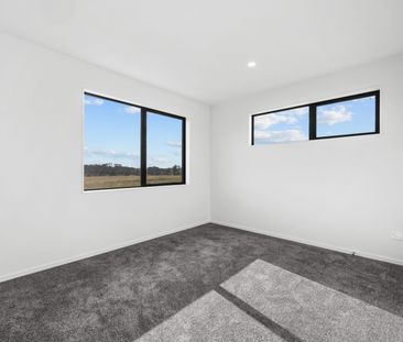 Charming New Build in Karaka For Rent - Photo 5