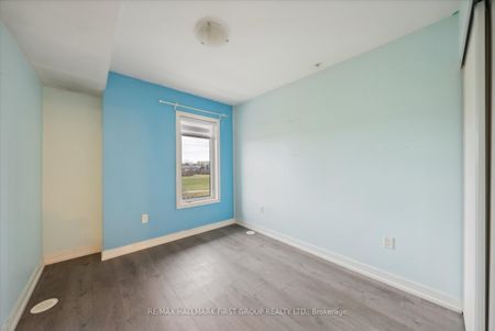 For Lease - 1555 Kingston Road Unit# 405, Pickering, Ontario - Photo 4