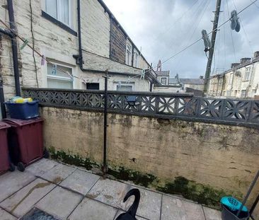 Pembroke Street, Burnley, BB10 - Photo 1