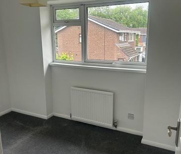 2 bedroom semi-detached house to rent - Photo 5