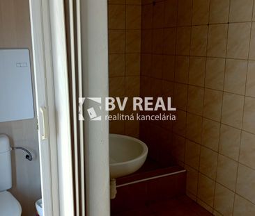BV REAL Na prenájom 2 izbový byt Žiar nad Hronom FM2281 – Fotografia 5