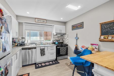 For Lease - 96 Summerlea Drive Unit# 1, Hamilton, Ontario - Photo 4