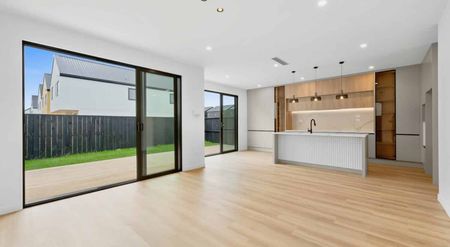 Modern Family Living in Beautiful Karaka - Photo 2