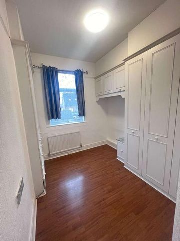 Barton Lane, Eccles, M30 - Photo 5