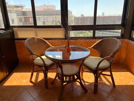 Carrer Ramón Gordillo, Valencia, Valencian Community 46010 - Photo 2