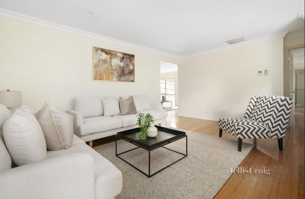 2/12 Hyde St, Diamond Creek - Photo 1