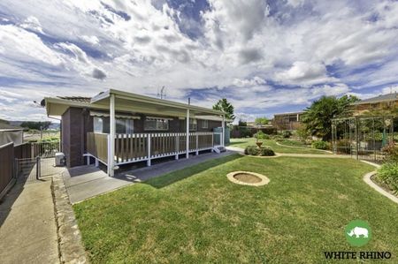 8 Breden Place, Queanbeyan - Photo 3