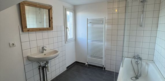 Location Appartement 2 pièces 43m² - Photo 2