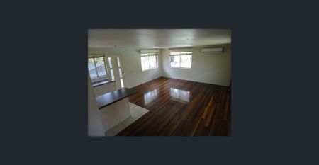 Large Family House, Save Hundred dollars each month on electricity bill! - Photo 5