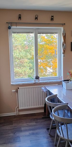 Salbyvägen, Bandhagen - Photo 1