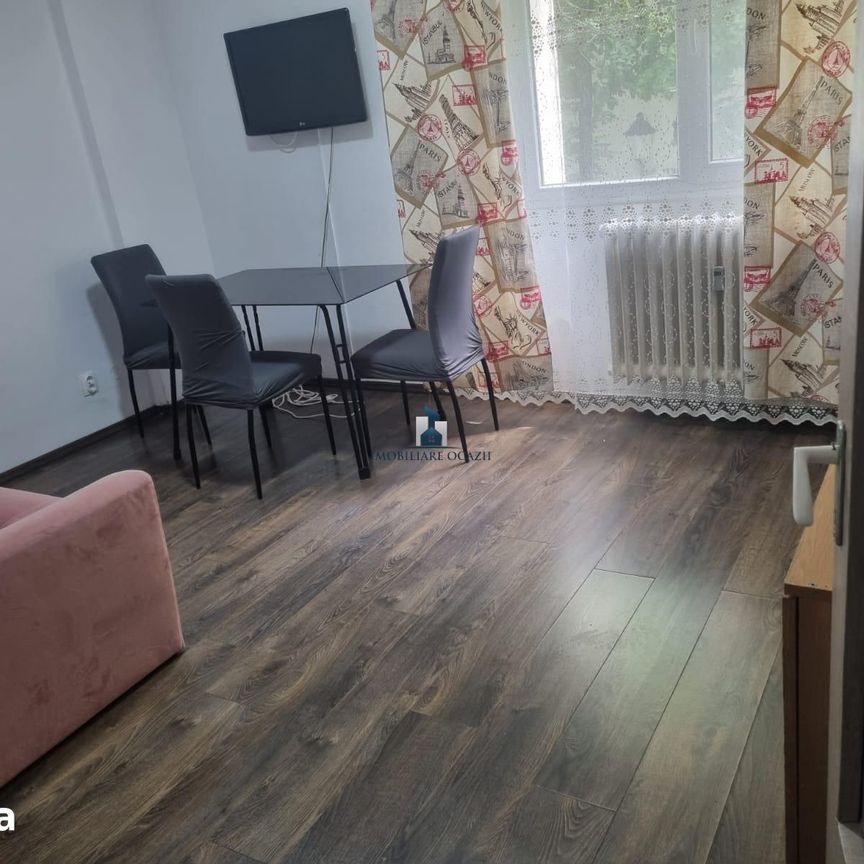 Inchiriere Apartament 2 Camere Decomandat Luica - Photo 1