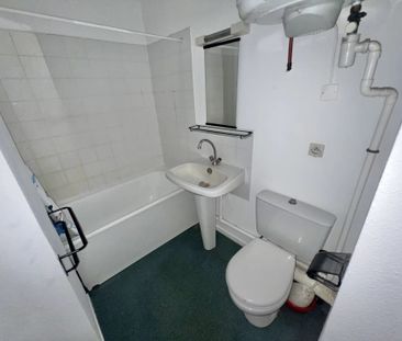 Location Appartement 1 pièce 22m² VALENCE 26000 - Photo 4