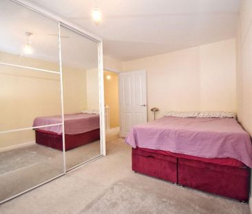 2 bedroom semi-detached house to rent - Photo 3