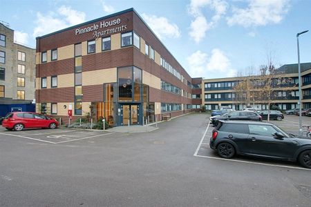 Pinnacle House, Kings Langley - Photo 4