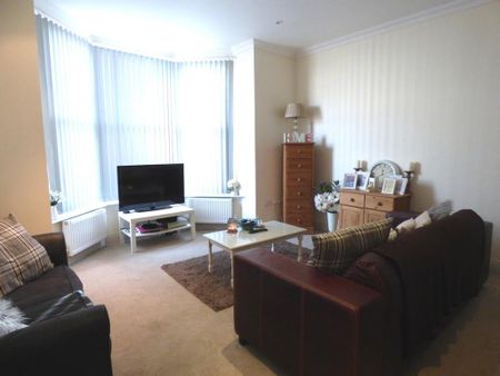 1 bedroom ground floor flat to rent - Photo 3