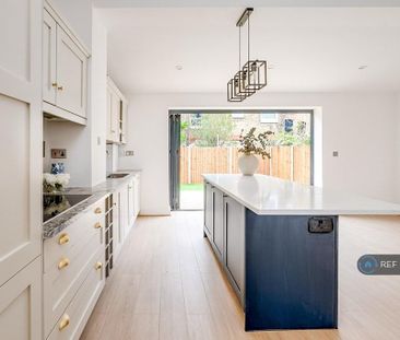 4 bedroom terraced house to rent - Photo 2