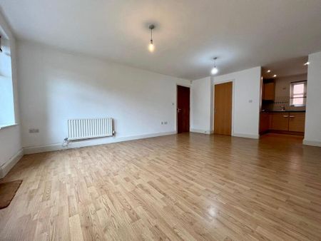 2 bedroom flat to rent - Photo 2