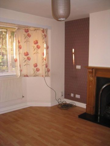 3 bedroom detached house to rent - Photo 2