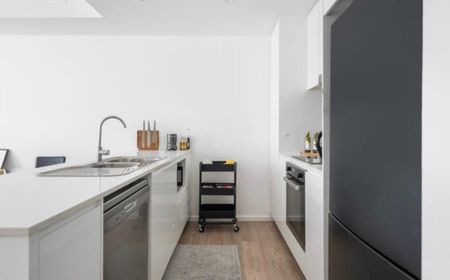 Varsity Lakes - Photo 3