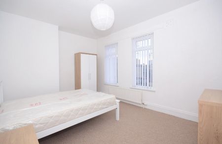 103 Donegall Avenue, Belfast BT12 6LT - Photo 3