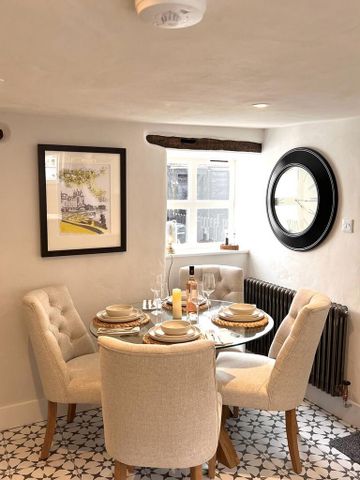 3 bedroom end of terrace house to rent - Photo 5