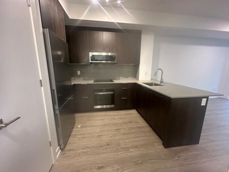 For Lease - 2501 Saw Whet Boulevard Unit# 349, Oakville, Ontario - Photo 5