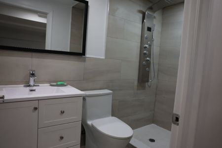 For Lease - 3 Mayhew Lane, Markham, Ontario - Photo 4