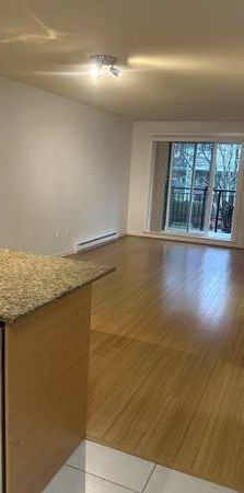 Metrotown 2 Bedrooms Apartment For Rent - Photo 1