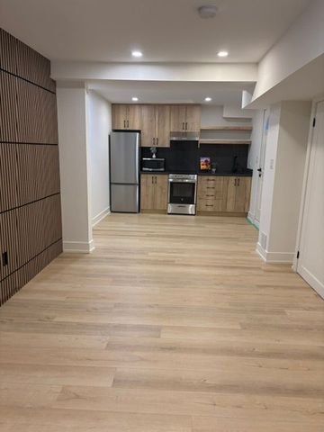 For Lease - 11746 Sheppard Avenue Unit# Basement, Toronto, Ontario - Photo 5