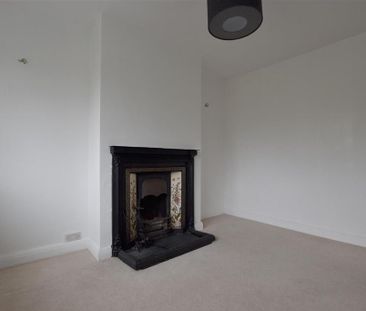 2 bedroom maisonette to rent - Photo 6