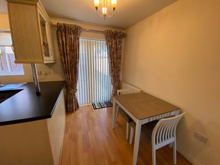 Siskin Close, Royston - Photo 3