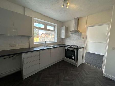 Lynside Walk, Manchester, M22 - Photo 3