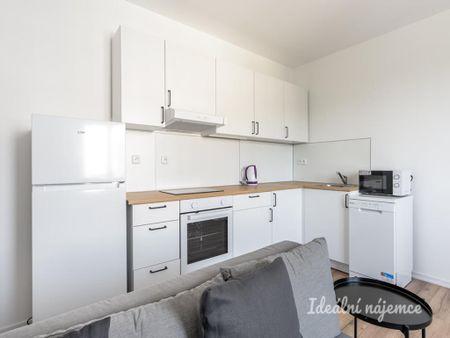 Pronájem bytu 2+kk 42 m2 - Фото 5