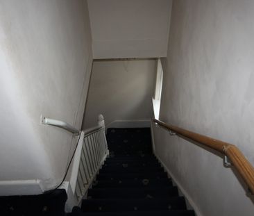 Blandford Waye, Hayes - Photo 5