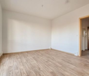 Erstbezug nach Sanierung - alles schick mit Wanne und Dusche - Photo 2