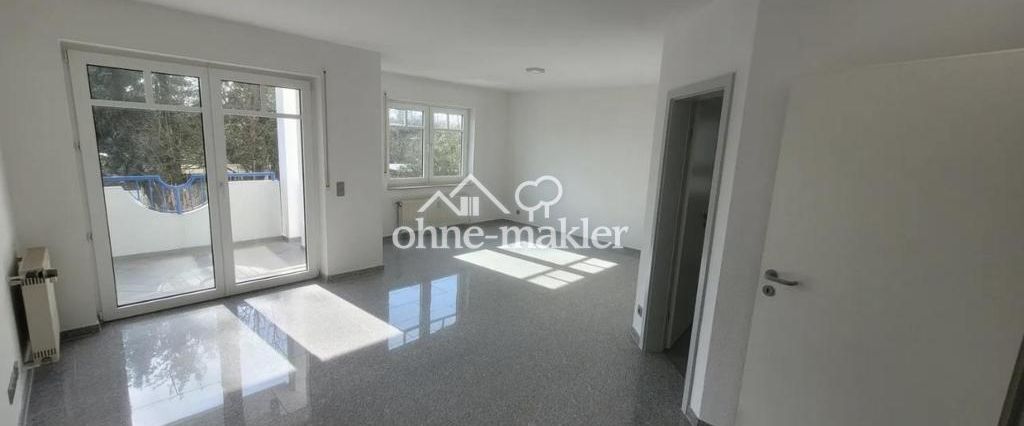 Helle 2 Zimmerwohnung mit Balkon und Garage in Maintal Hochstadt - Foto 1