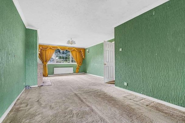 Jordans Close, Stanwell, Staines-upon-thames, TW19 - Photo 1