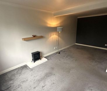 2 bedroom semi-detached house to rent - Photo 3