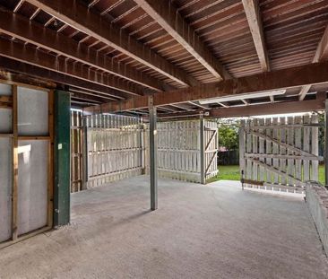 Spacious Family Home with Modern Comforts and Outdoor Entertaining - Photo 3