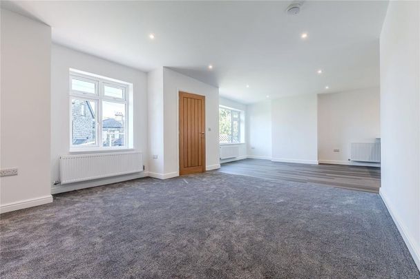 3 bedroom bungalow to rent - Photo 1