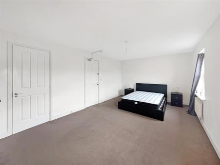 4 bedroom terraced house to rent - Photo 4