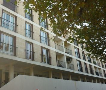 Location Appartement 4 pièces 71m² MARTIGUES 13500 - Photo 5